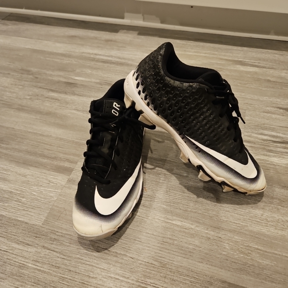 Nike Lunar Vapor UltraFly Elite 2 Baseball Cleats Black White Size 9